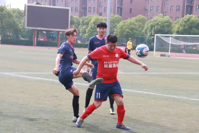 广州VS蔚山全场数据：广州队控球率20% 射门5-26